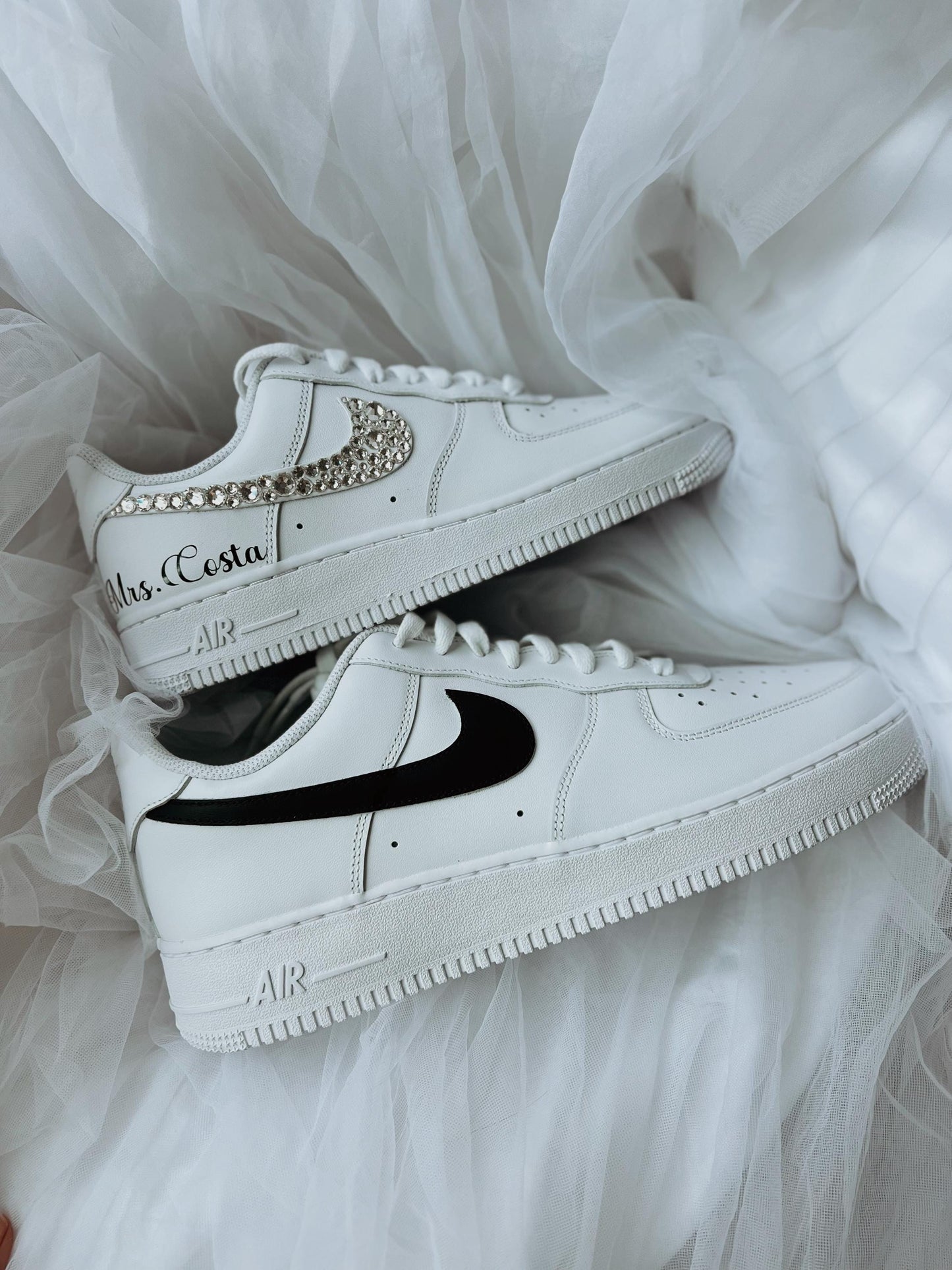 Comfortable wedding sneakers for couples who want to dance all night